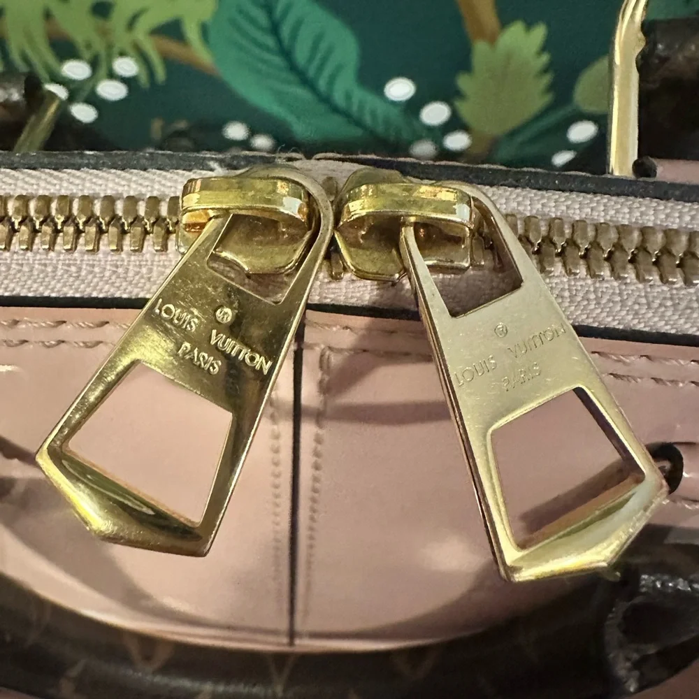 SOLD π Louis Vuitton Alma BB Ballerina Pink Patent β€οΈπ - Picture 7 of 14